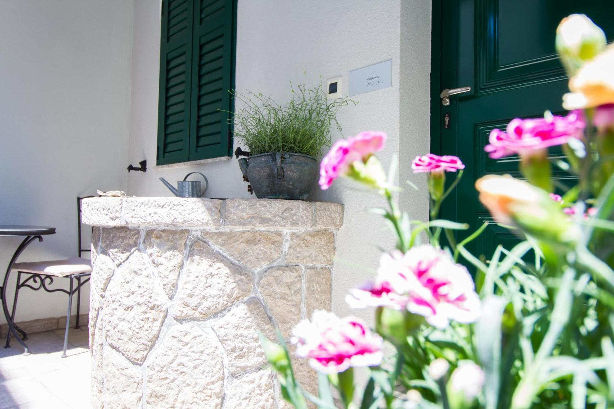 Apartments Petrinic Crnogaj Baška Exterior foto