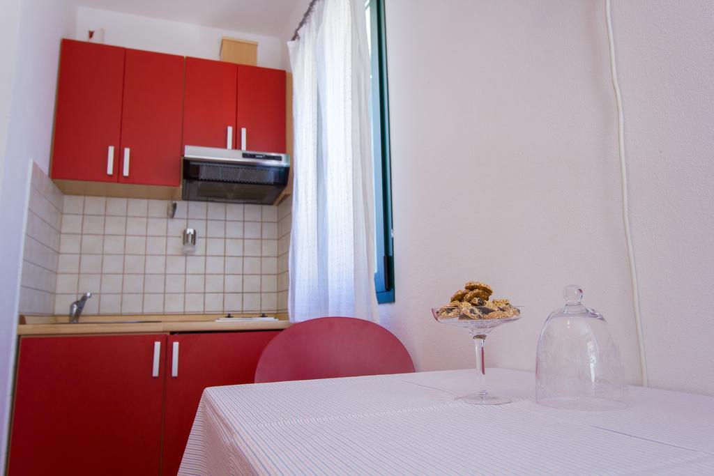 Apartments Petrinic Crnogaj Baška Exterior foto